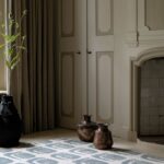 Ted Baker Woodblock Grey 163001 interior 1