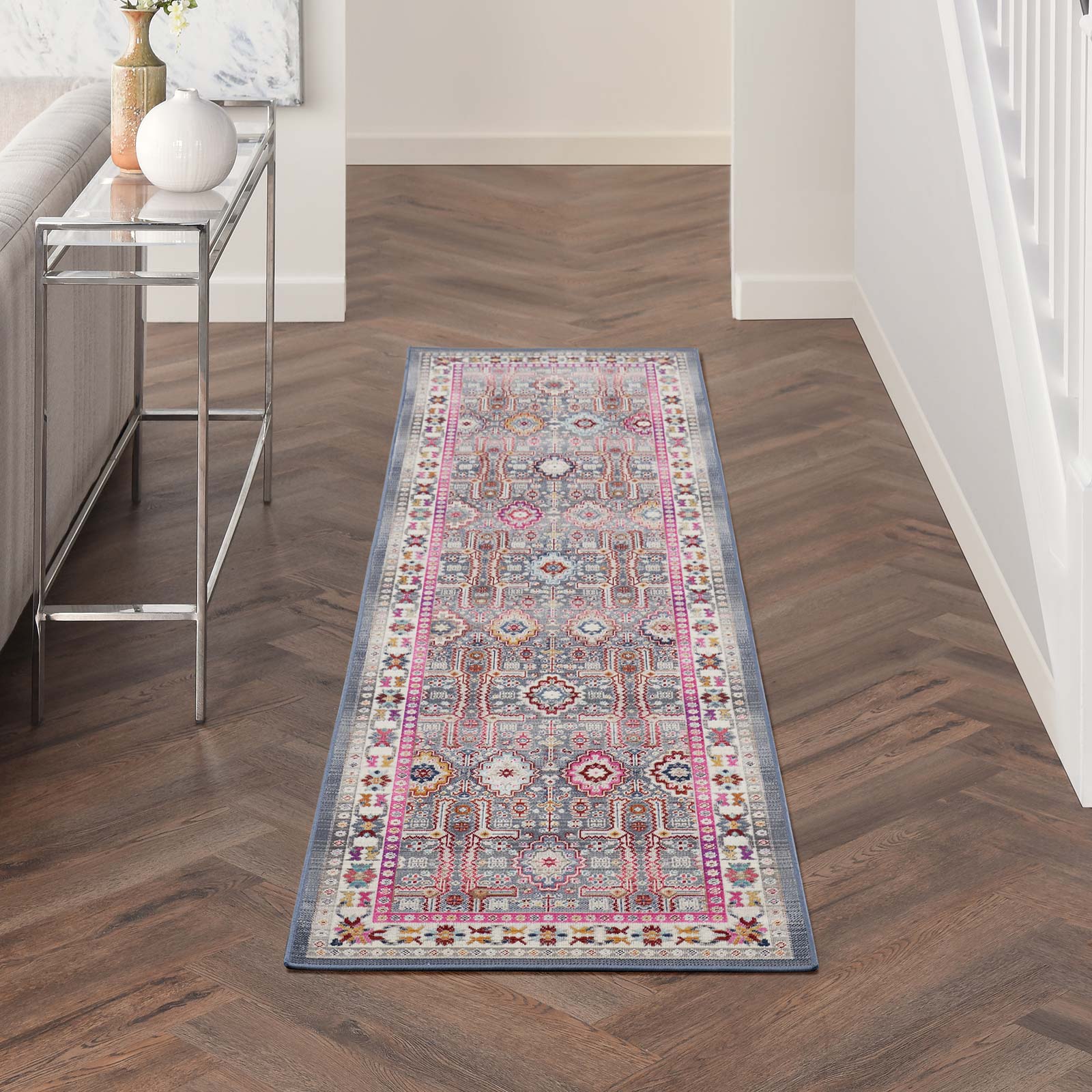 Nourison Teppich Vintage Kashan VKA05 GYMTC GREY MULTICOLOR 2x8 099446811813 interior