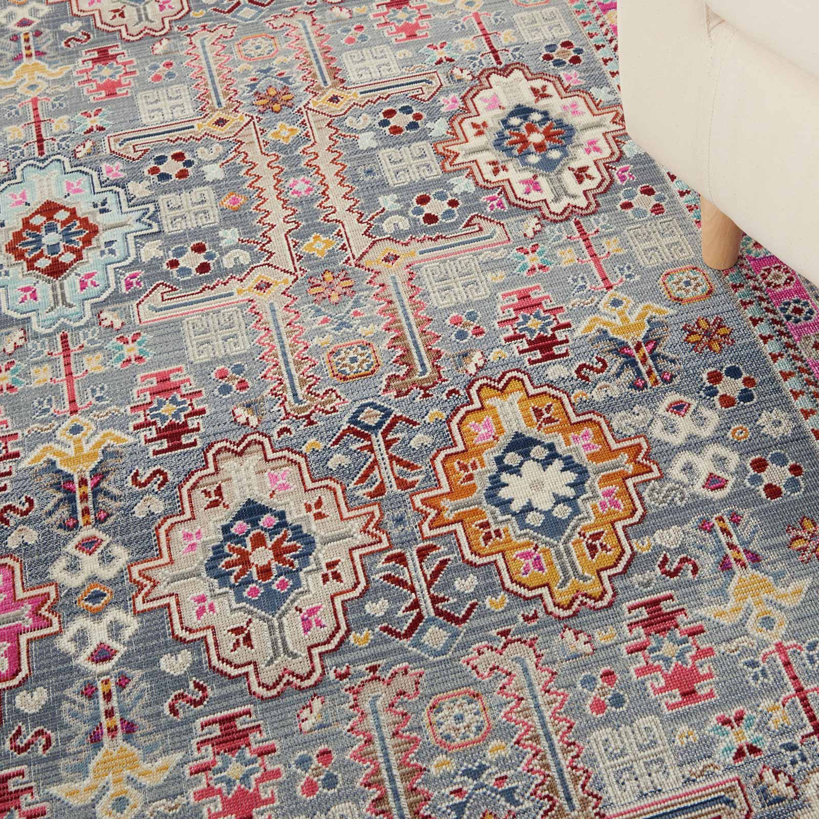 Nourison Teppich Vintage Kashan VKA05 GYMTC GREY MULTICOLOR 5X8 099446811837 interior 2