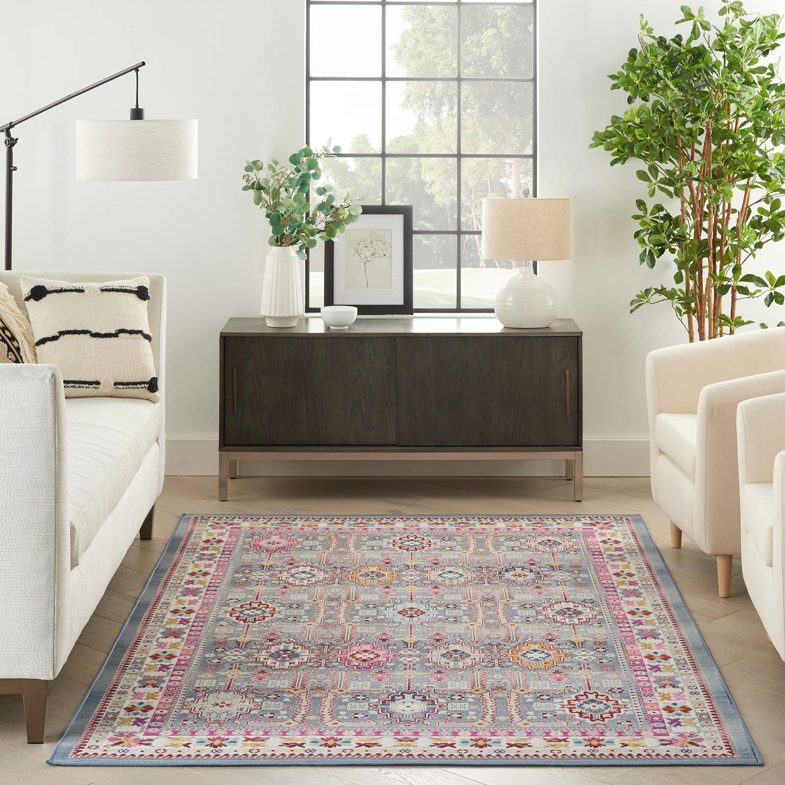 Nourison Teppich Vintage Kashan VKA05 GYMTC GREY MULTICOLOR 5X8 099446811837 interior 3