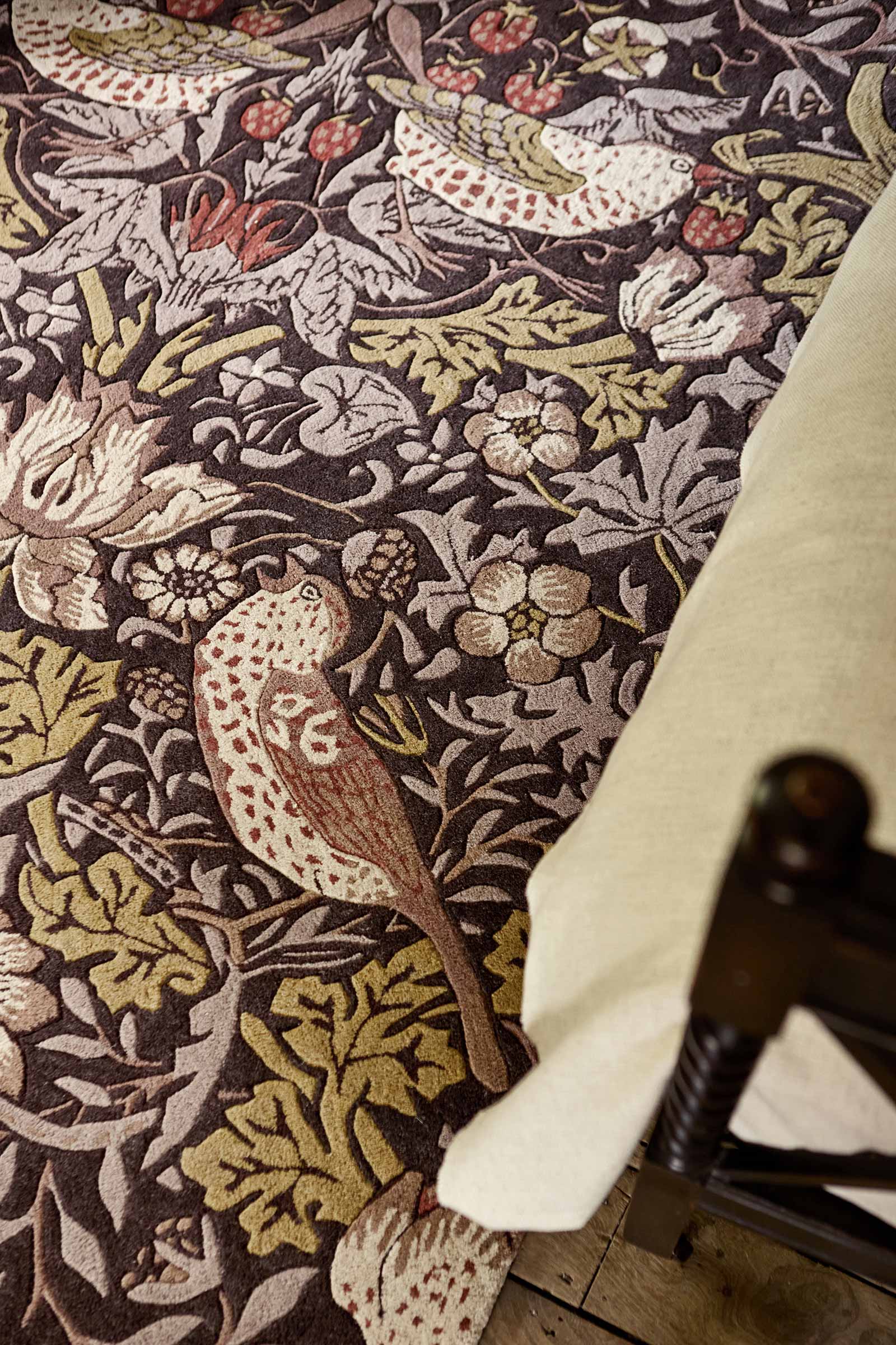 Morris Co Strawberry Thief Grape 027705 interior B